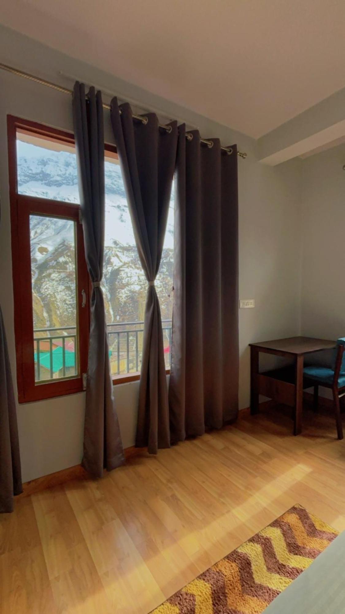 Lha Pomo Apartamento Kyelang Exterior foto