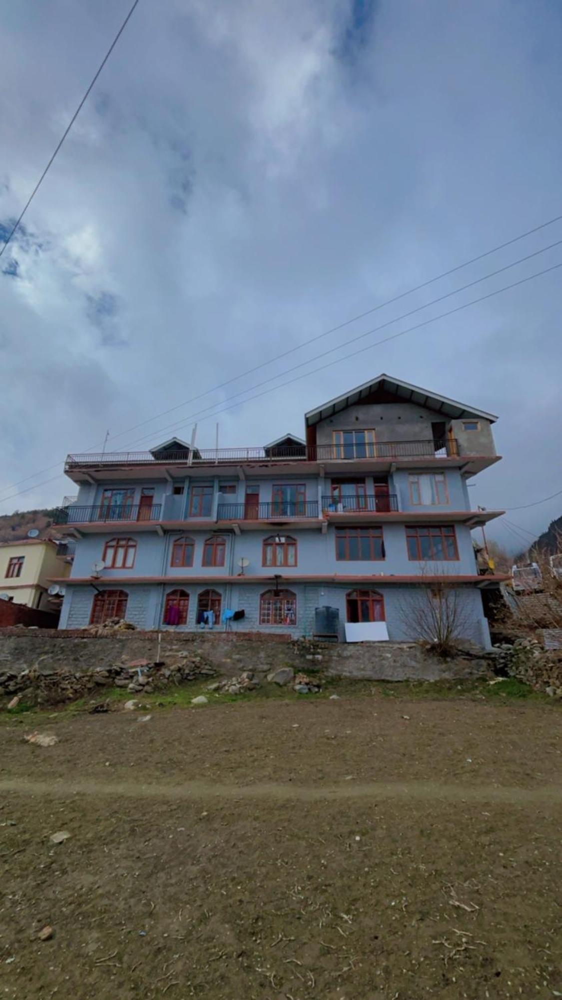 Lha Pomo Apartamento Kyelang Exterior foto