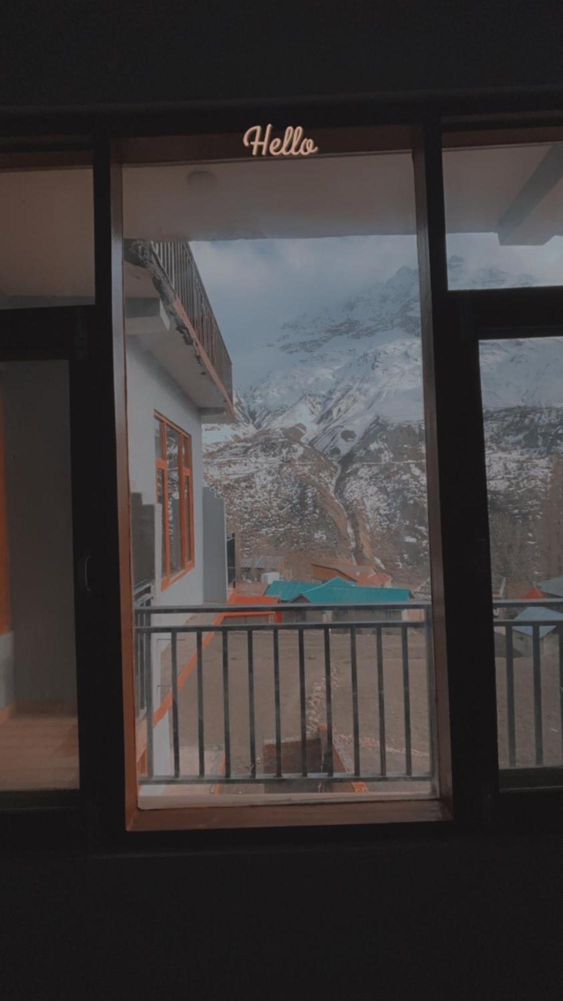 Lha Pomo Apartamento Kyelang Exterior foto