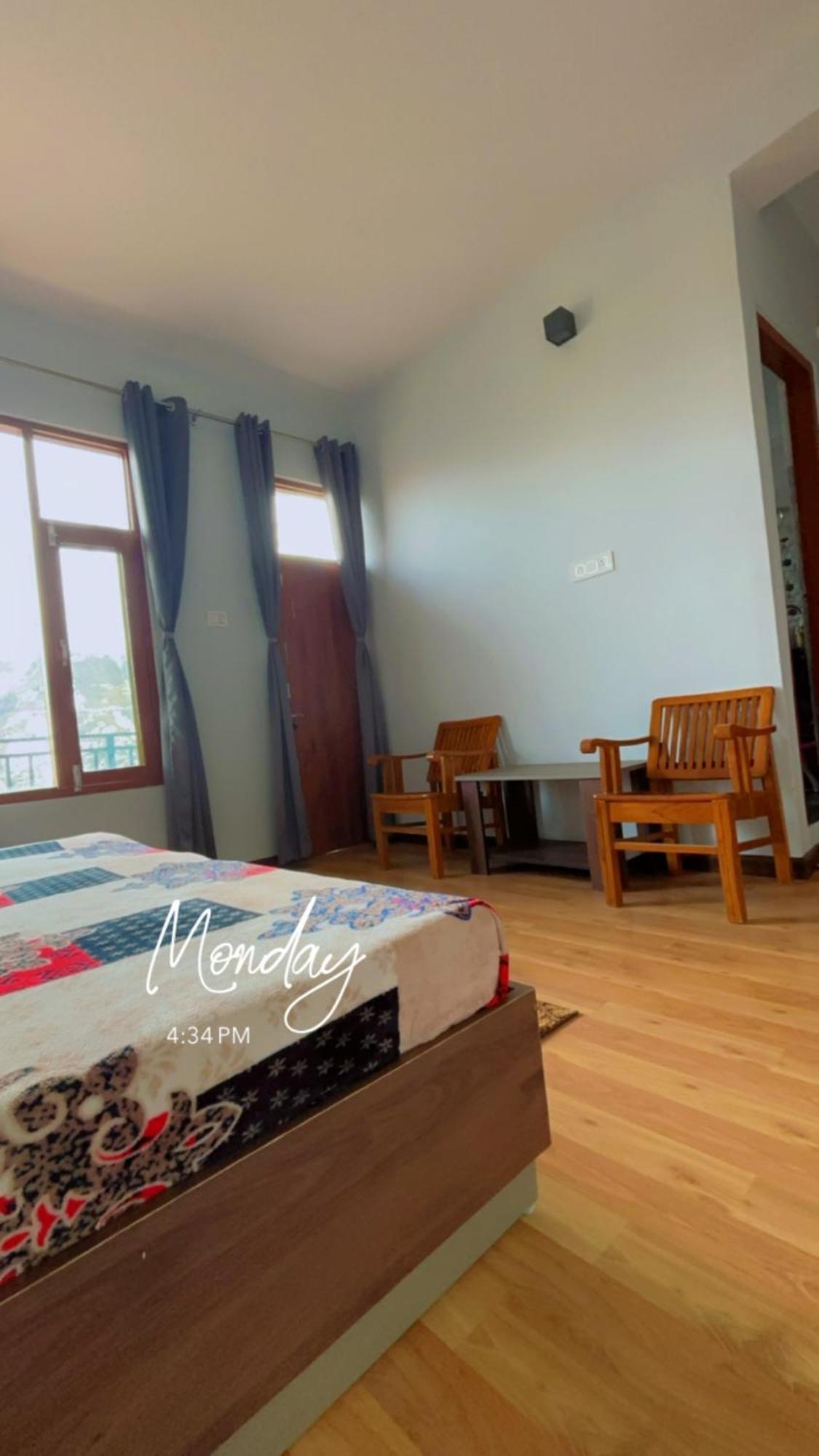 Lha Pomo Apartamento Kyelang Exterior foto