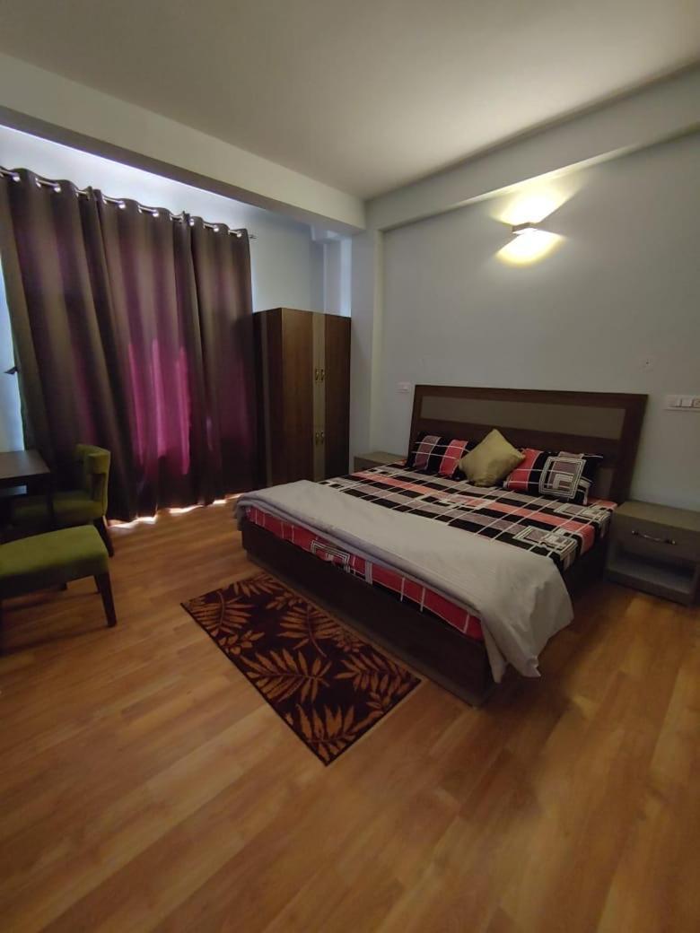 Lha Pomo Apartamento Kyelang Exterior foto
