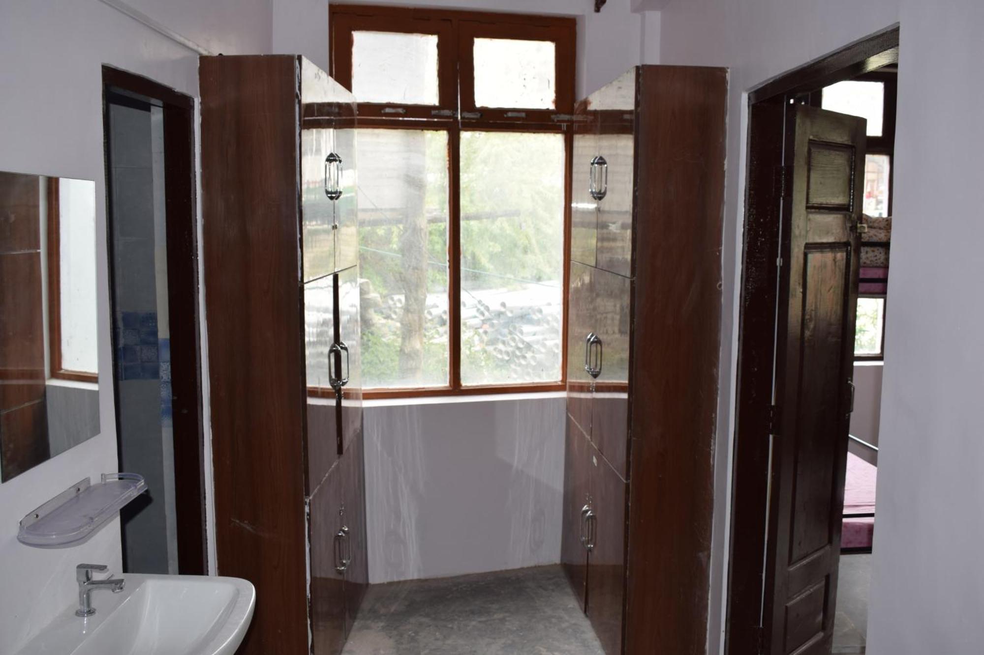 Lha Pomo Apartamento Kyelang Exterior foto