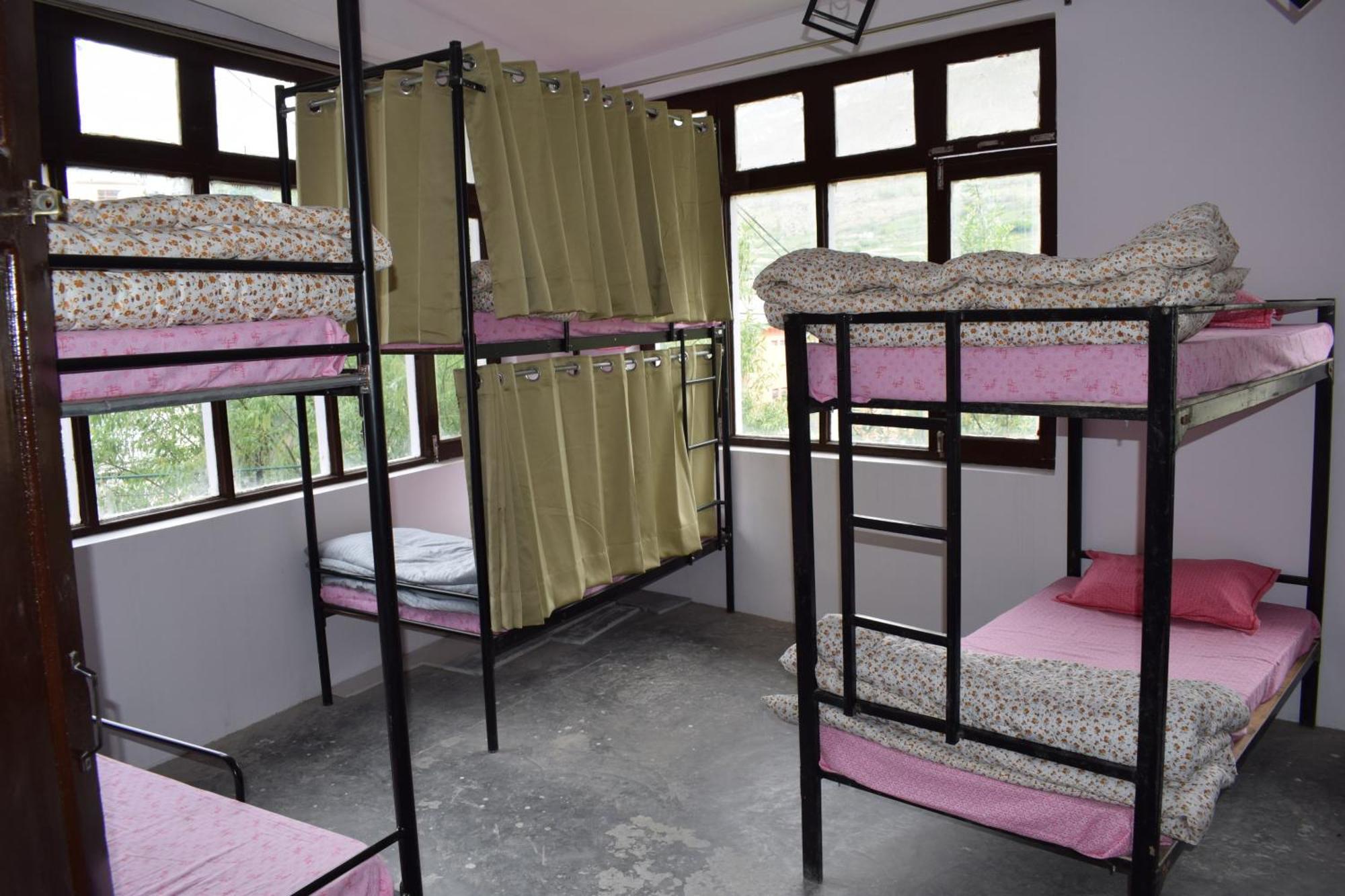 Lha Pomo Apartamento Kyelang Exterior foto